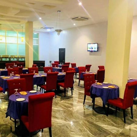 Swiss International Beland Hotel Owerri Bagian luar foto