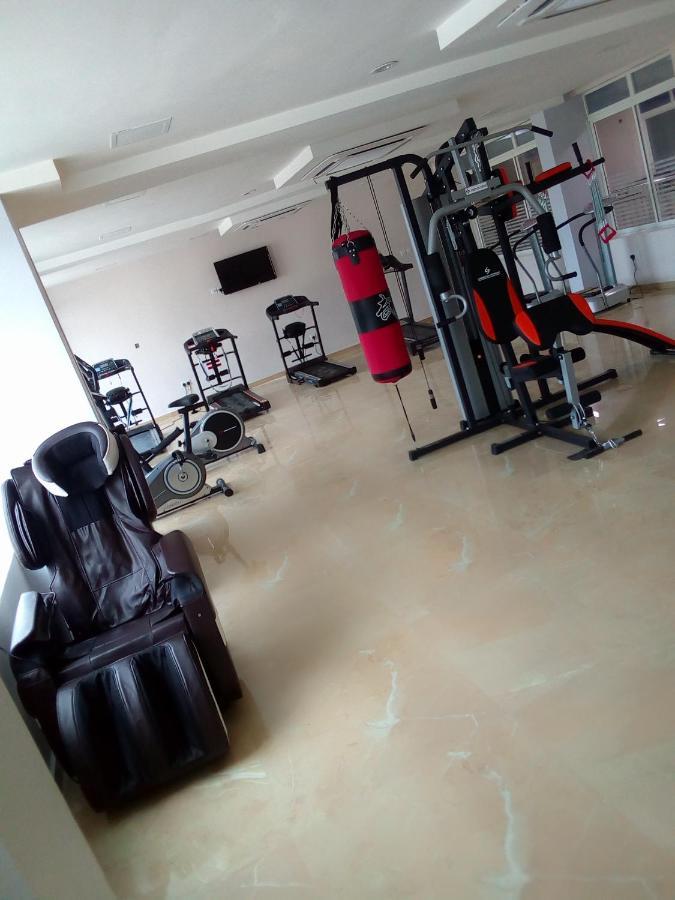 Swiss International Beland Hotel Owerri Bagian luar foto